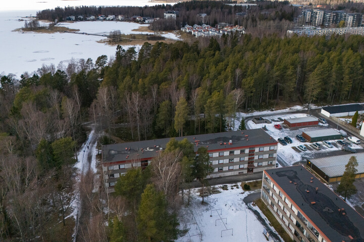 1742218672060-59447.jpg